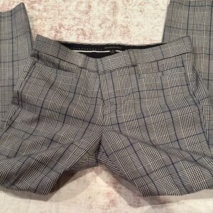 Banana Republic Gray and Black Checkered Pants Size 6